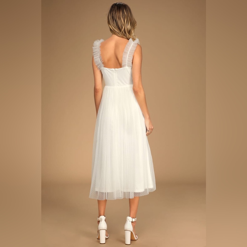 ๐(NWT) LULUs Divine Invitation White Tulle Swiss Dot Ruffled Midi Dress. LARGE - Picture 4 of 5